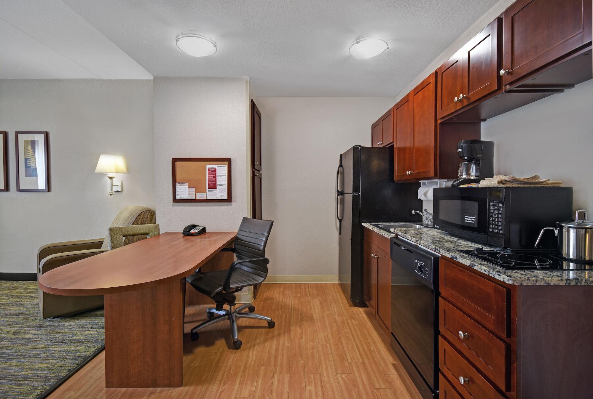 Candlewood Suites Columbia-Fort Jackson By Ihg Esterno foto