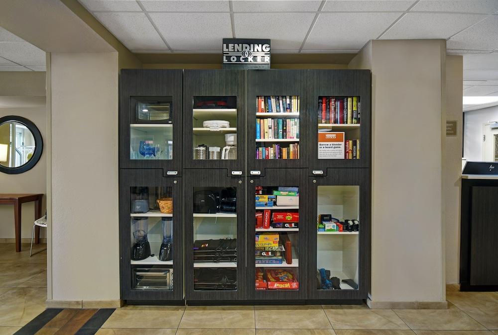 Candlewood Suites Columbia-Fort Jackson By Ihg Esterno foto