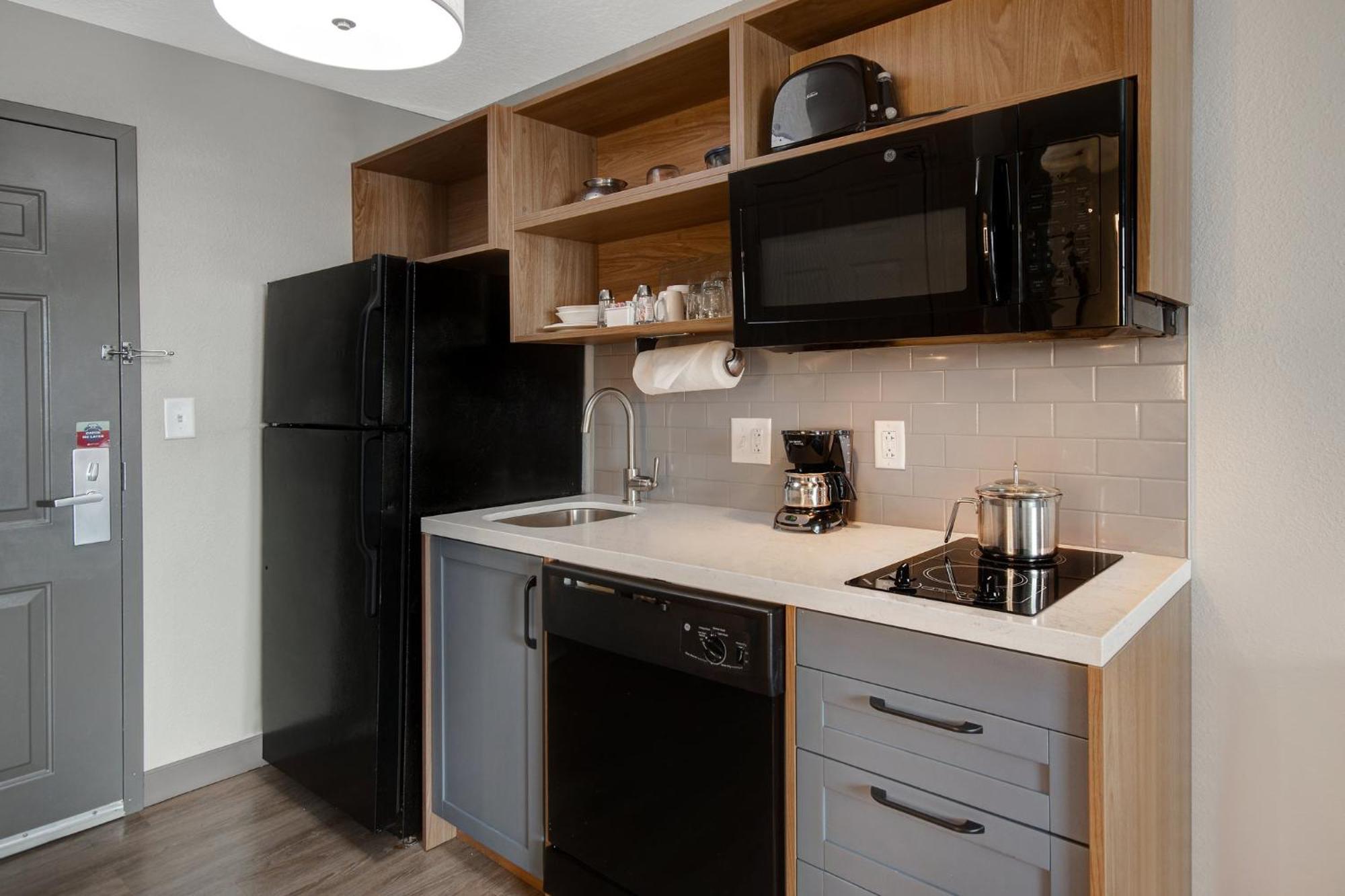 Candlewood Suites Columbia-Fort Jackson By Ihg Esterno foto