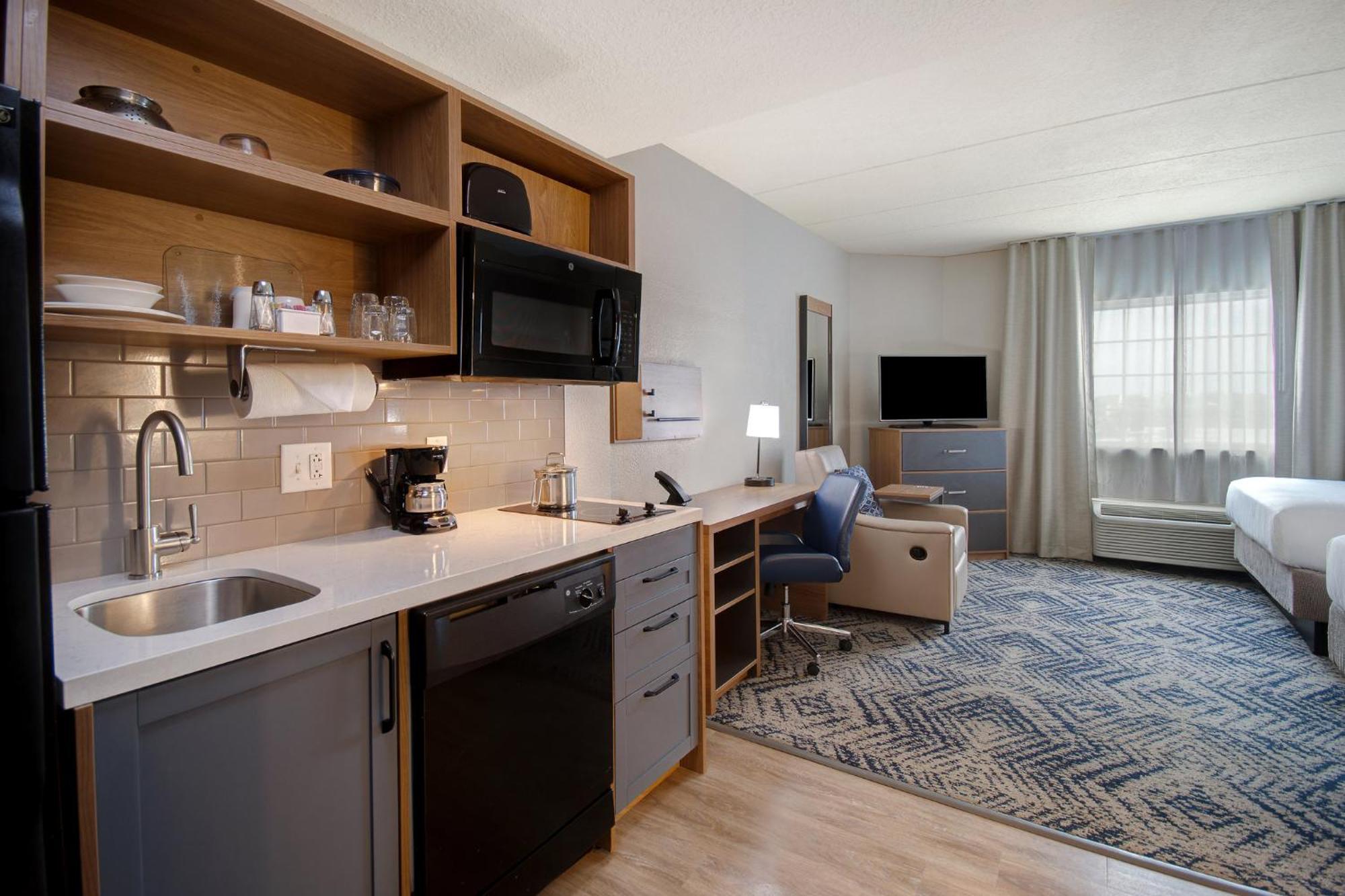 Candlewood Suites Columbia-Fort Jackson By Ihg Esterno foto